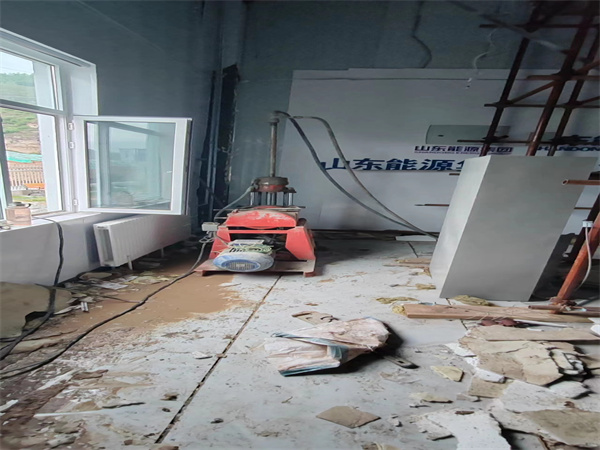 长顺地基基础下沉墙体裂缝加固注浆顶升施工