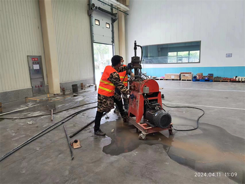 长顺厂房地面下沉塌陷注浆加固施工